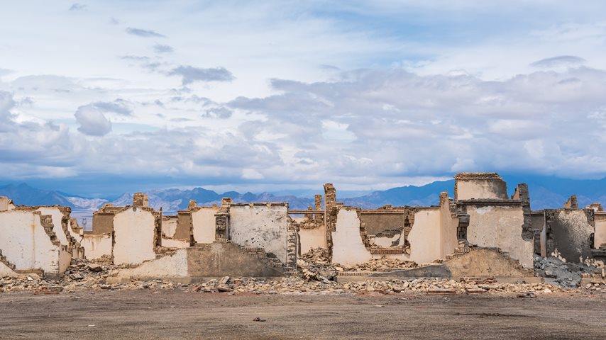 Ruiner og rester af bygninger